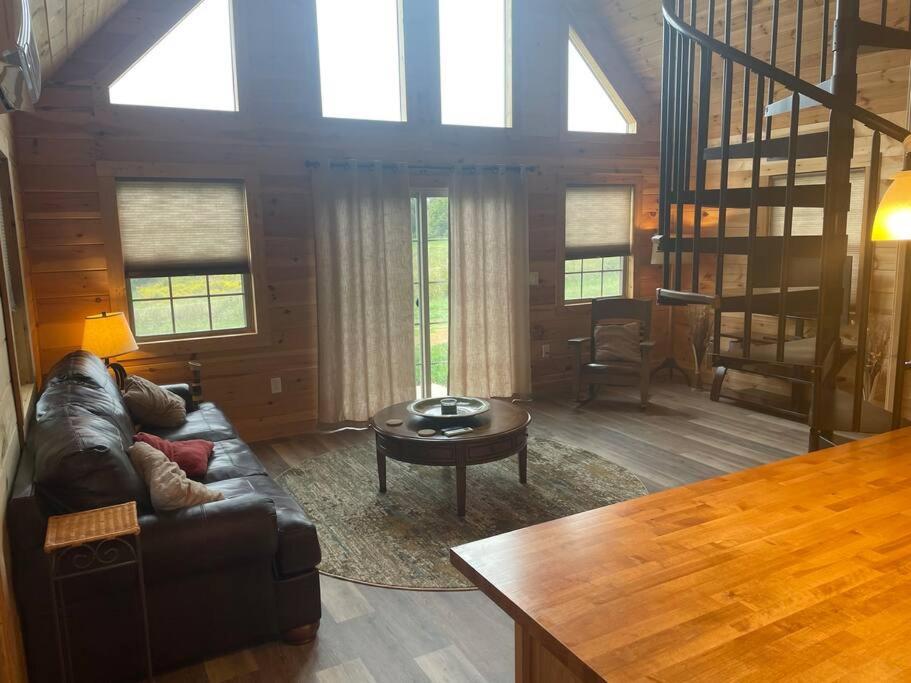 Cozy 1 Bedroom Cabin In The Heart Of Jonesborough Eksteriør bilde