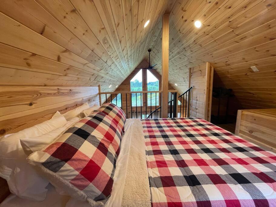 Cozy 1 Bedroom Cabin In The Heart Of Jonesborough Eksteriør bilde